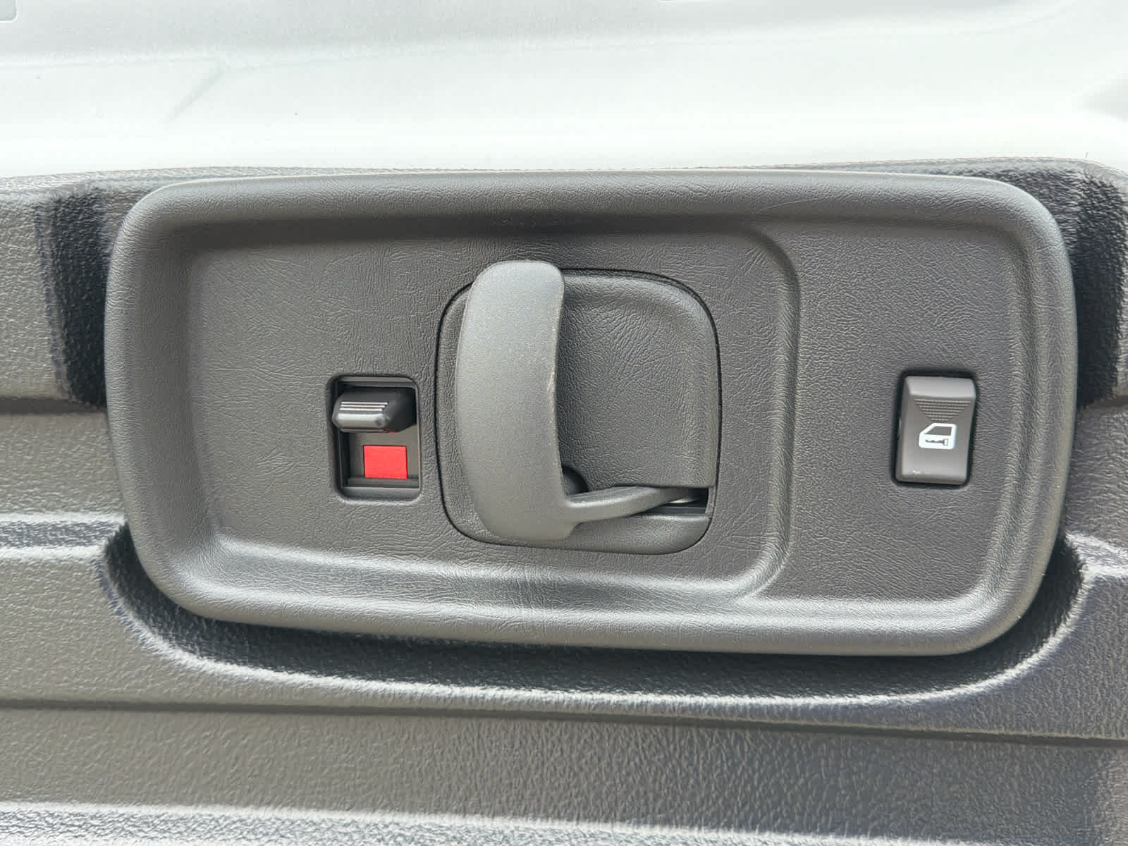 2025 GMC Savana Cargo 2500