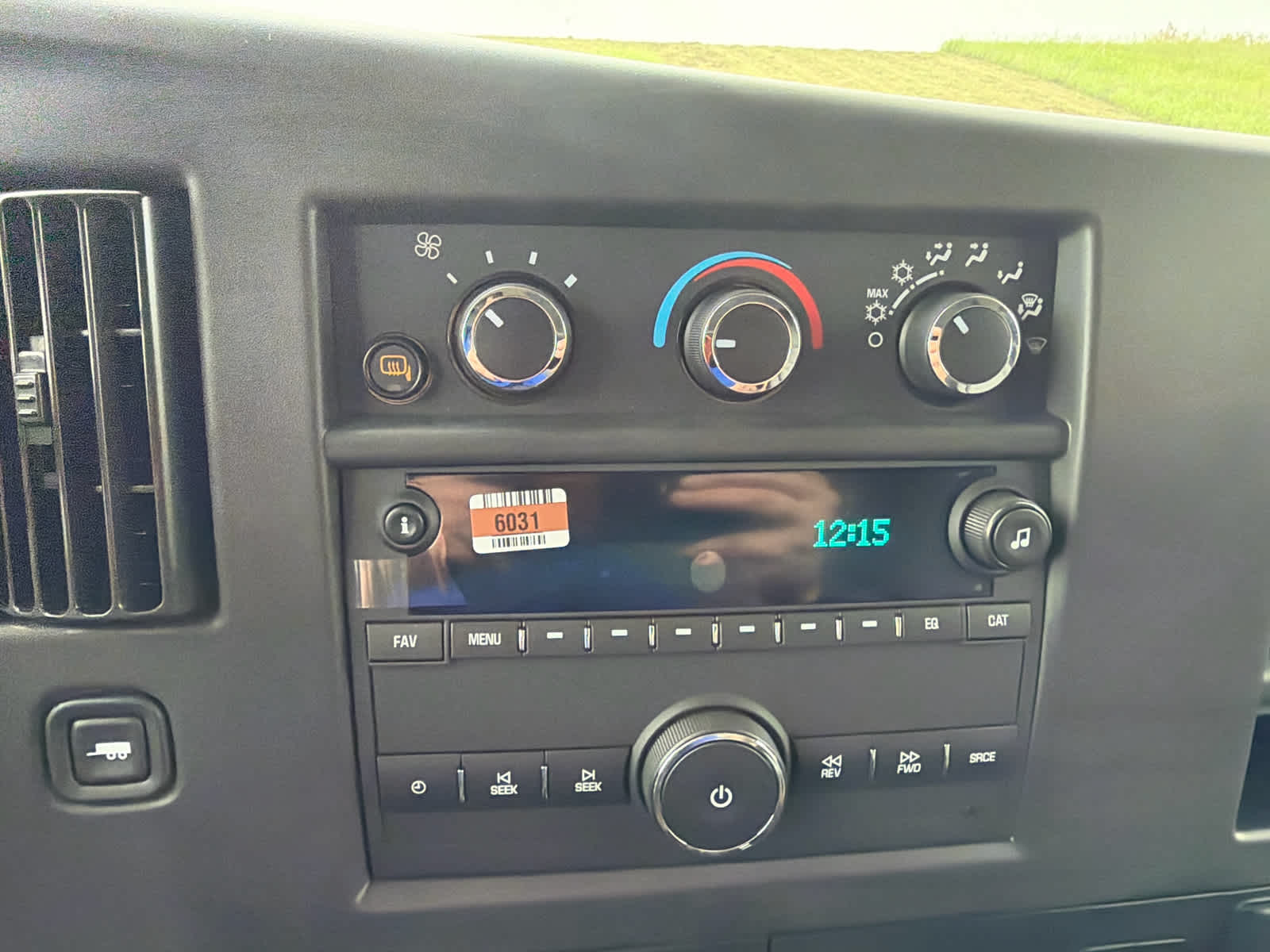 2025 GMC Savana Cargo 2500