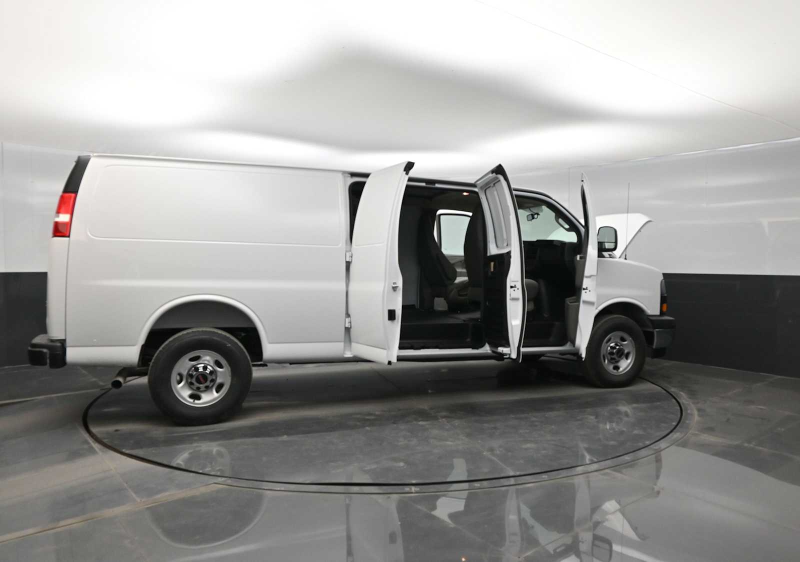 2026 GMC Savana Cargo 3500 Extended Wheelbase, Work Van, RWD