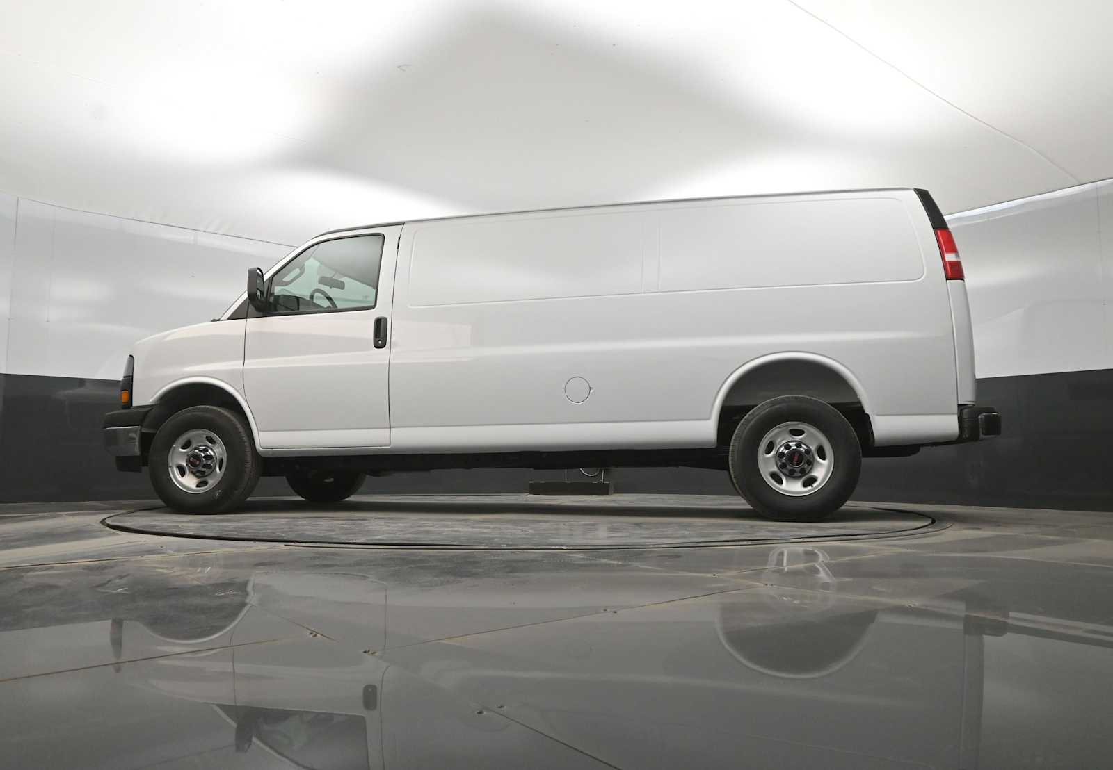 2026 GMC Savana Cargo 3500 Extended Wheelbase, Work Van, RWD