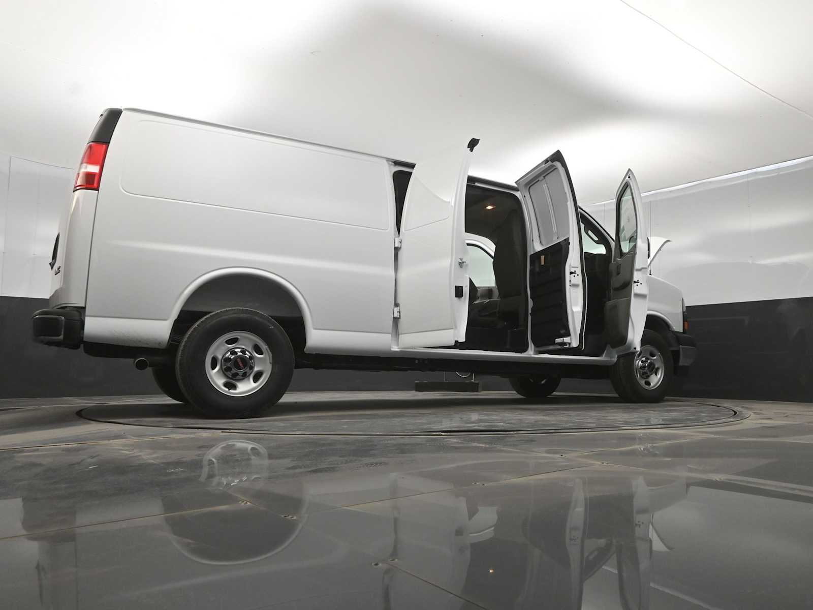 2026 GMC Savana Cargo 3500 Extended Wheelbase, Work Van, RWD