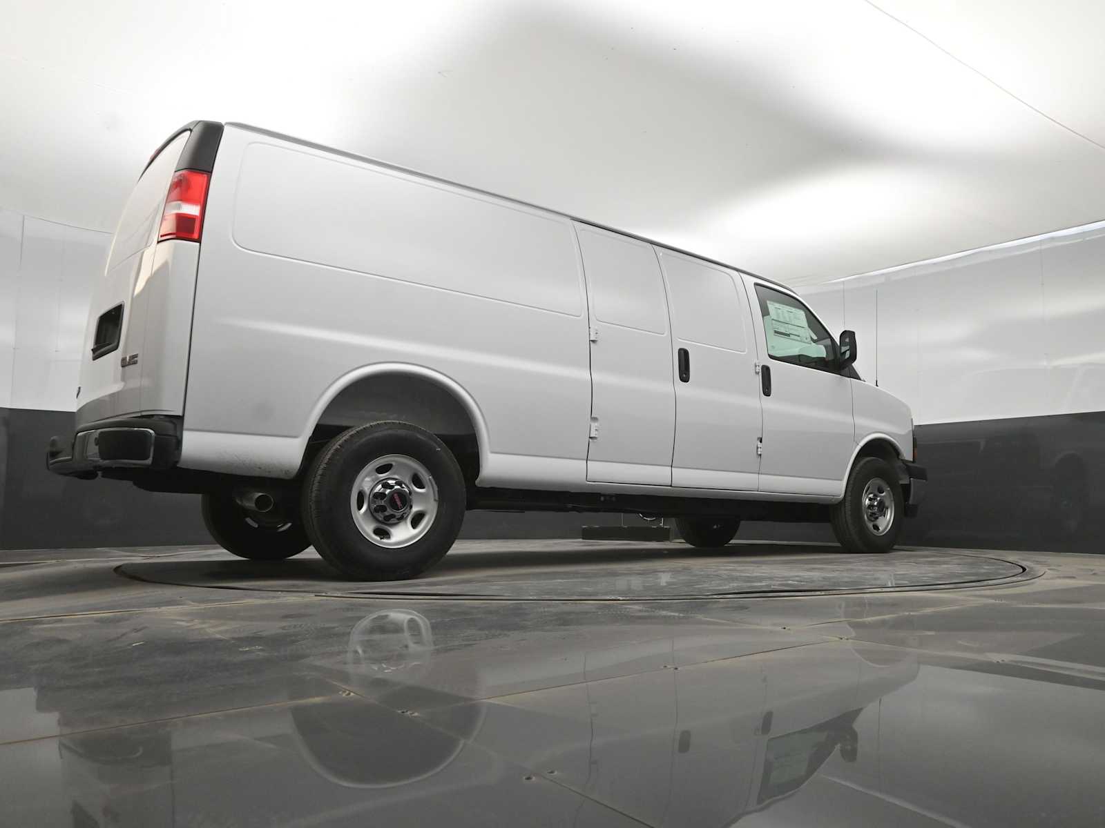 2026 GMC Savana Cargo 3500 Extended Wheelbase, Work Van, RWD