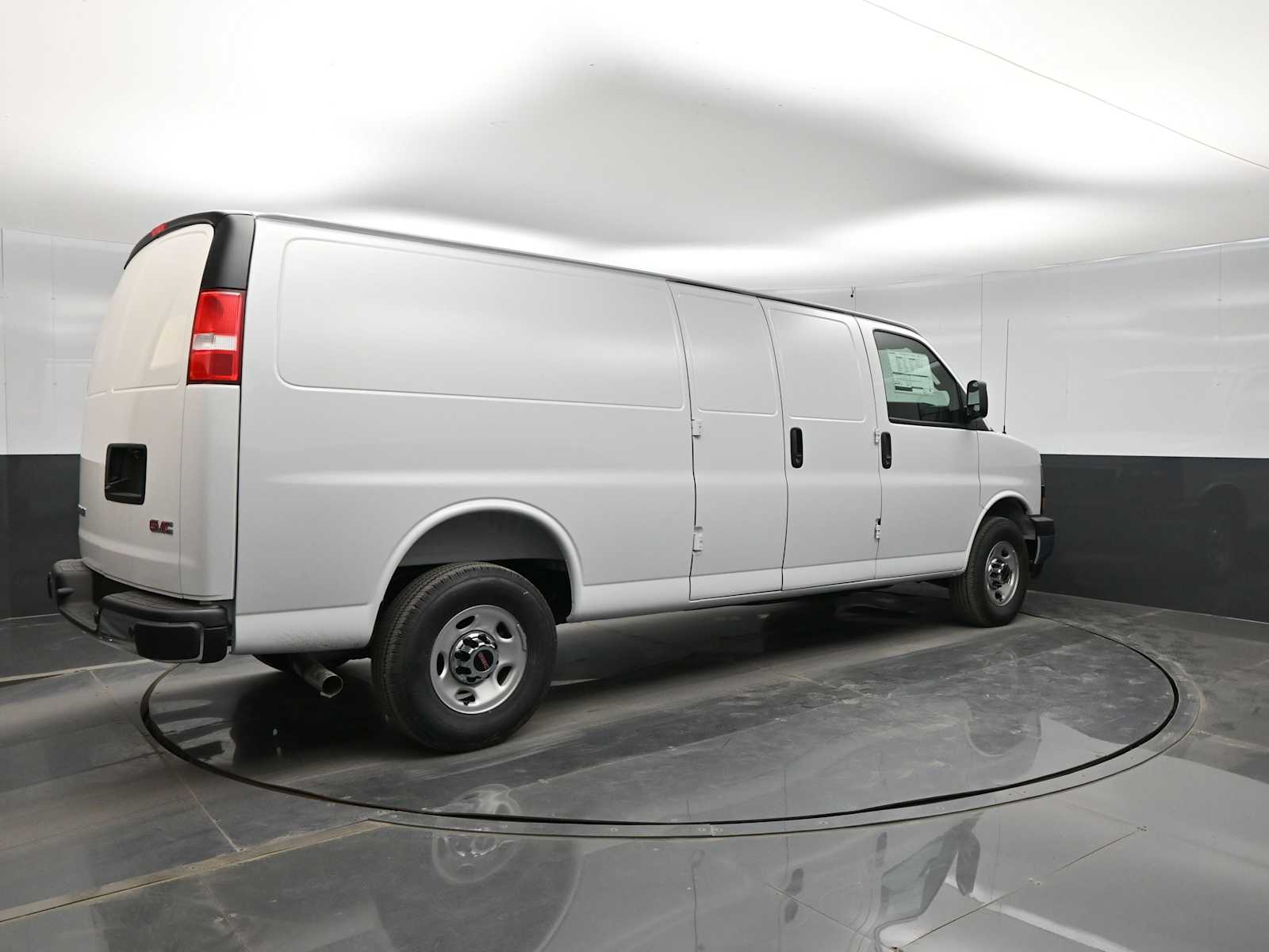 2026 GMC Savana Cargo 3500 Extended Wheelbase, Work Van, RWD