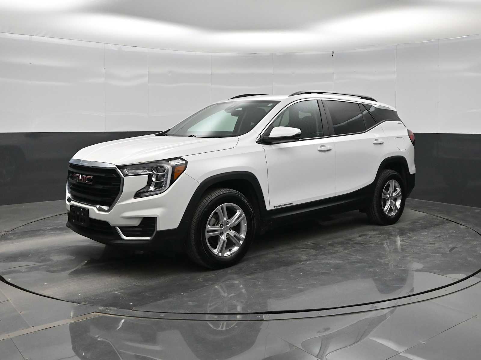 2024 GMC Terrain AWD SLE