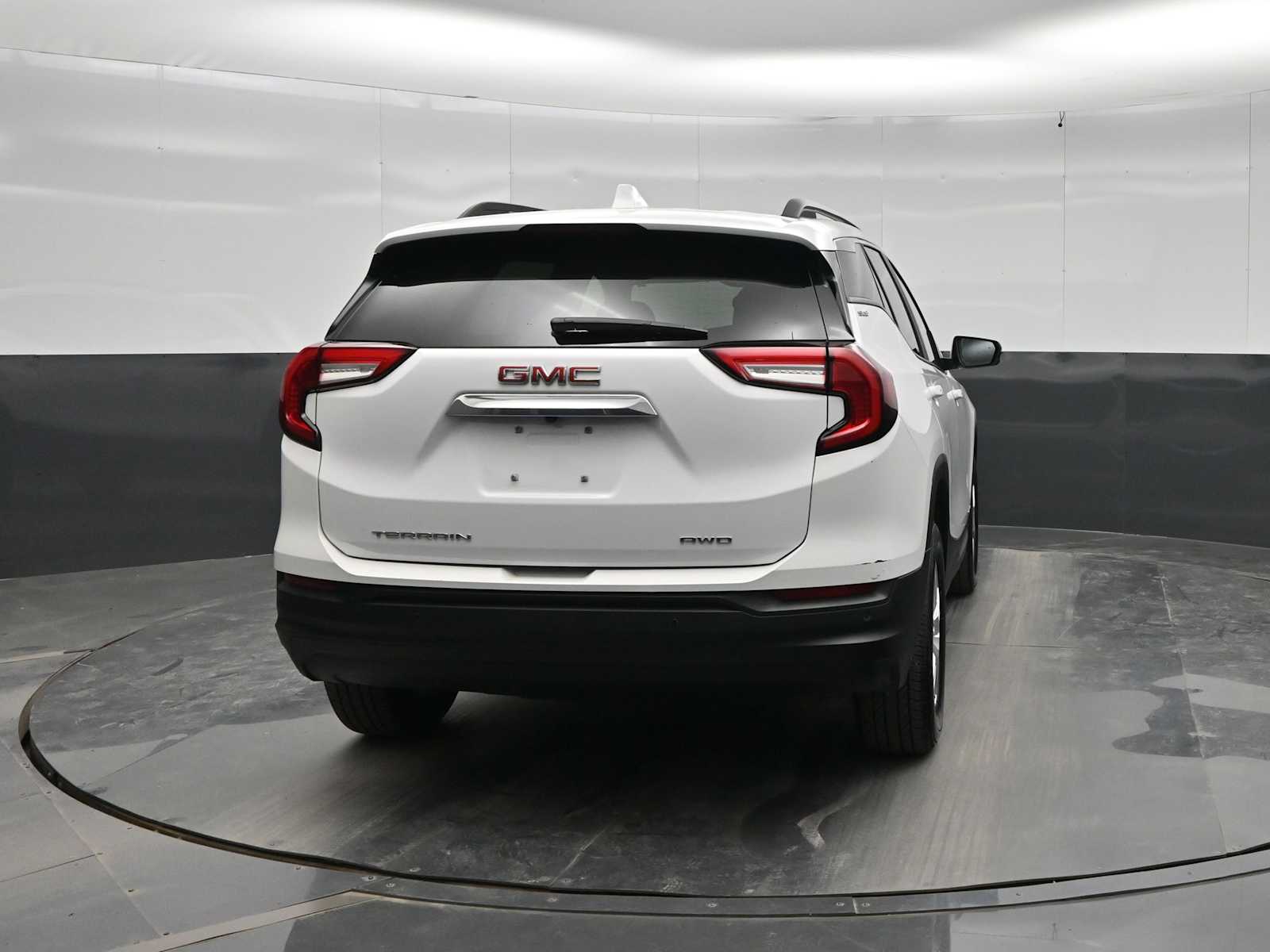 2024 GMC Terrain AWD SLE