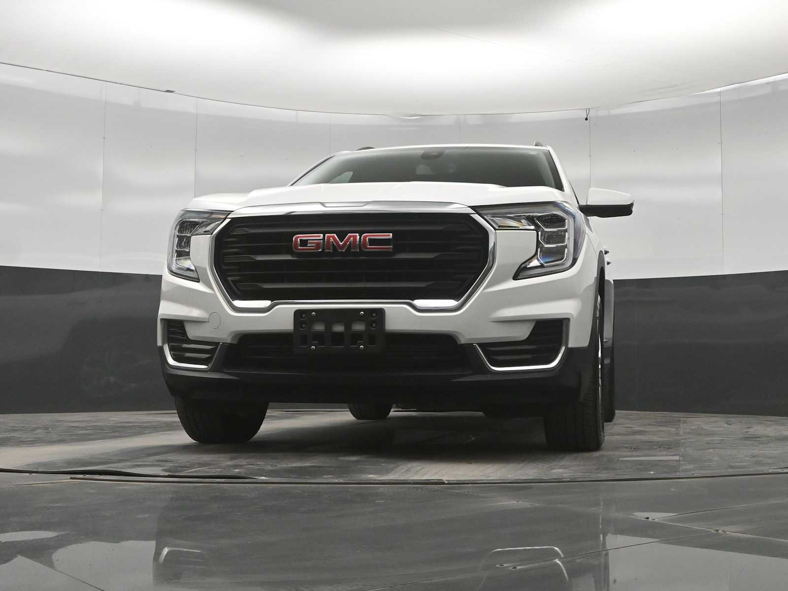 2024 GMC Terrain AWD SLE