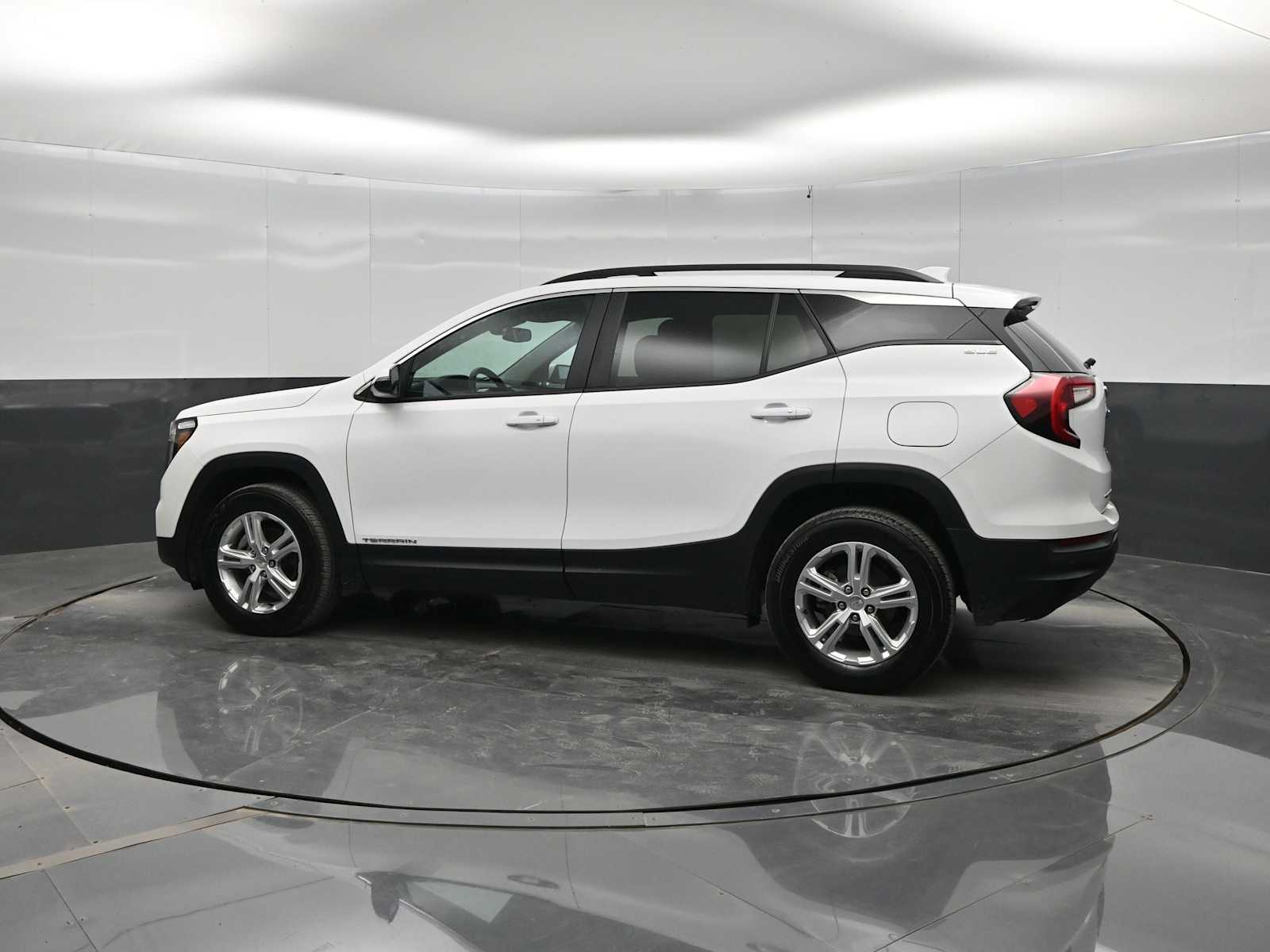 2024 GMC Terrain AWD SLE