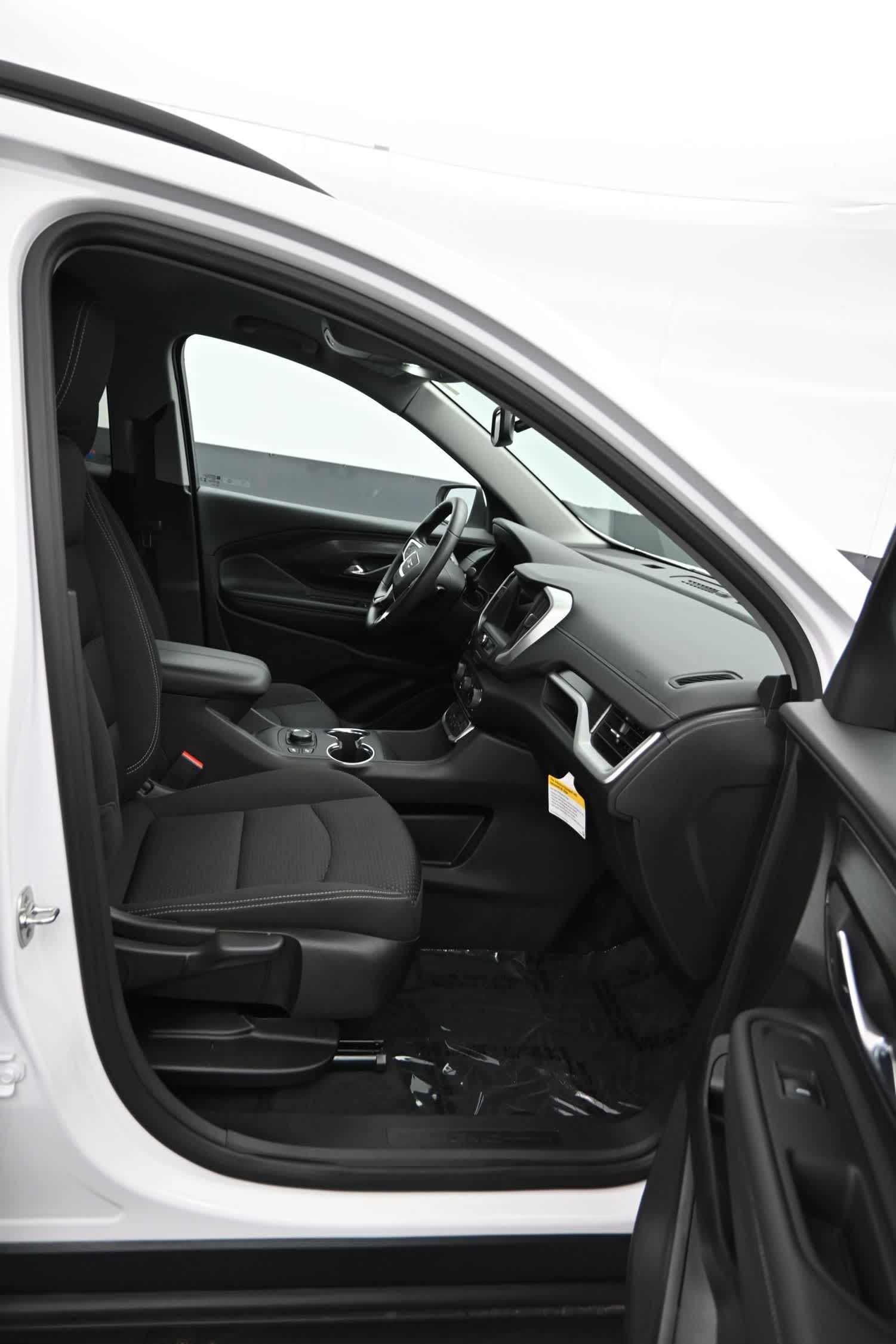 2024 GMC Terrain AWD SLE