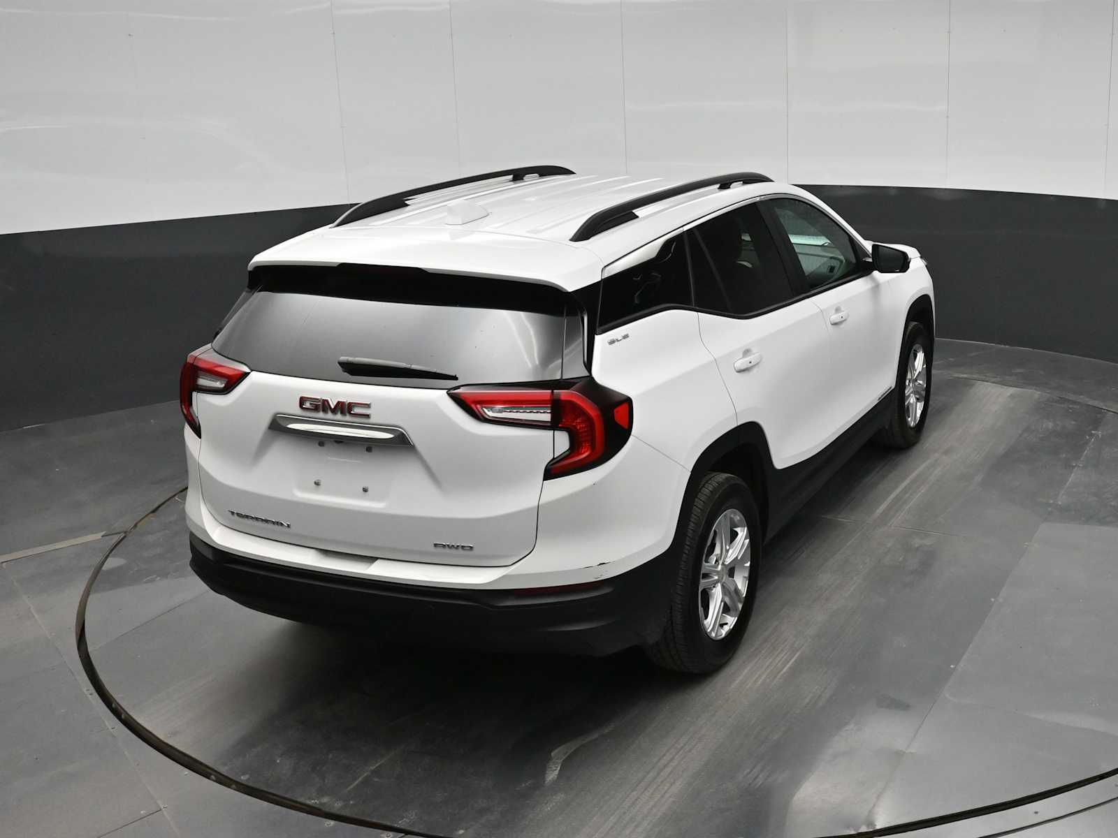 2024 GMC Terrain AWD SLE