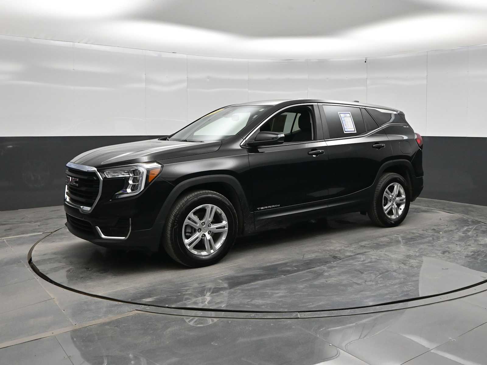 2024 GMC Terrain AWD SLE