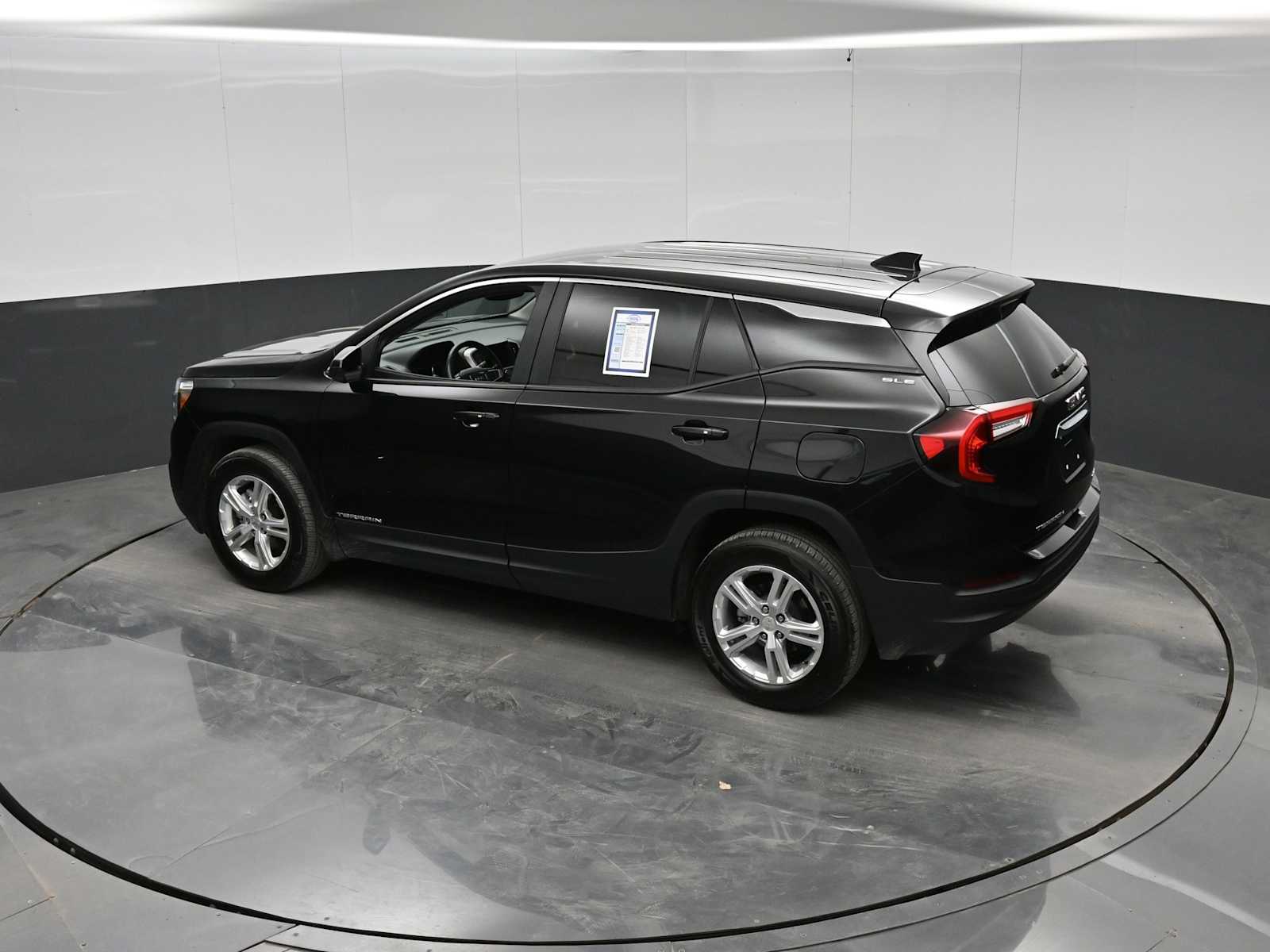 2024 GMC Terrain AWD SLE