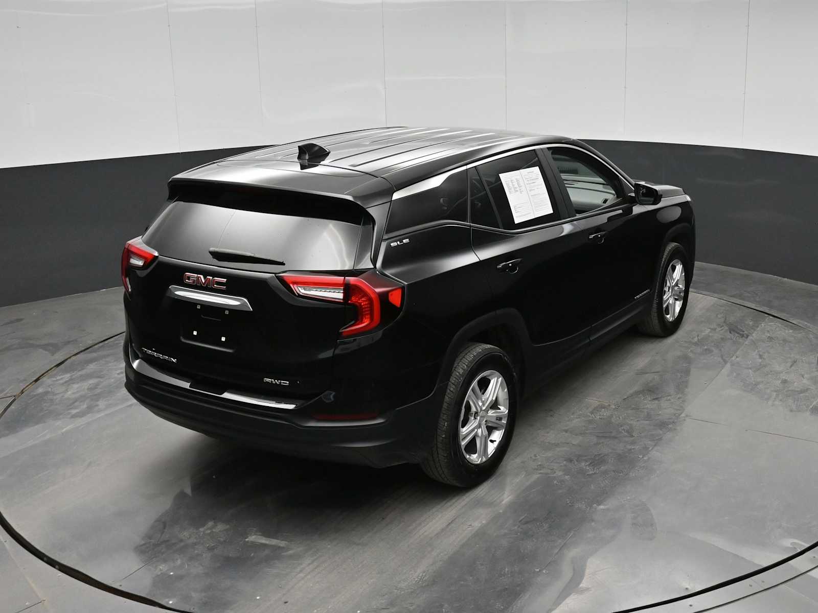 2024 GMC Terrain AWD SLE