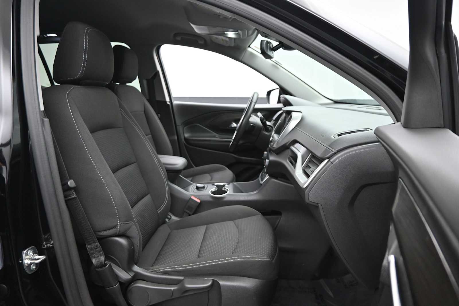 2024 GMC Terrain AWD SLE