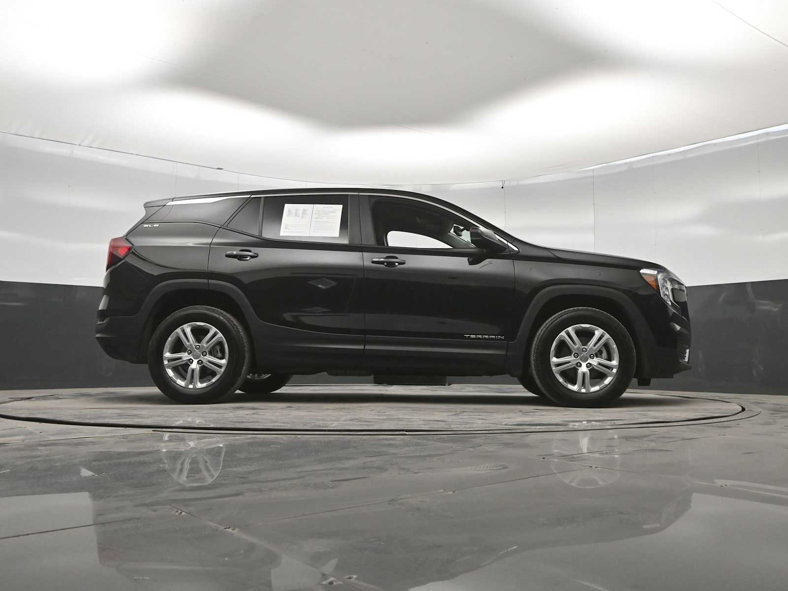 2024 GMC Terrain AWD SLE