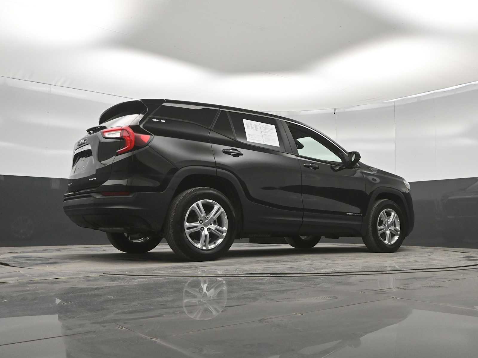 2024 GMC Terrain AWD SLE