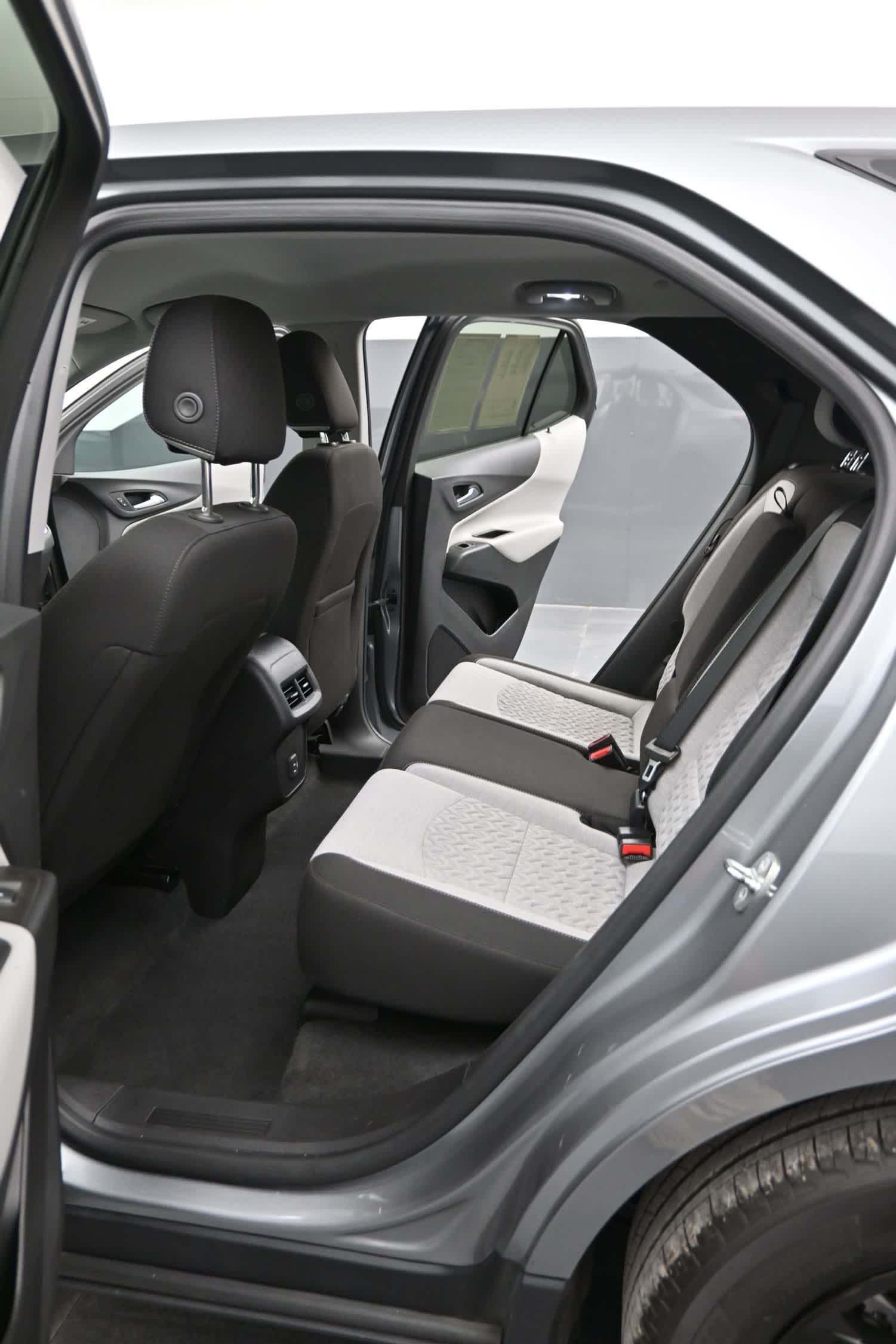 2023 Chevrolet Equinox FWD LS