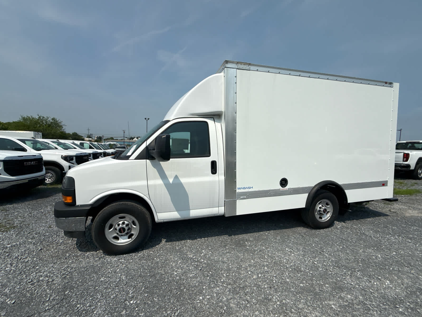 2025 GMC Savana Cutaway Work Van
