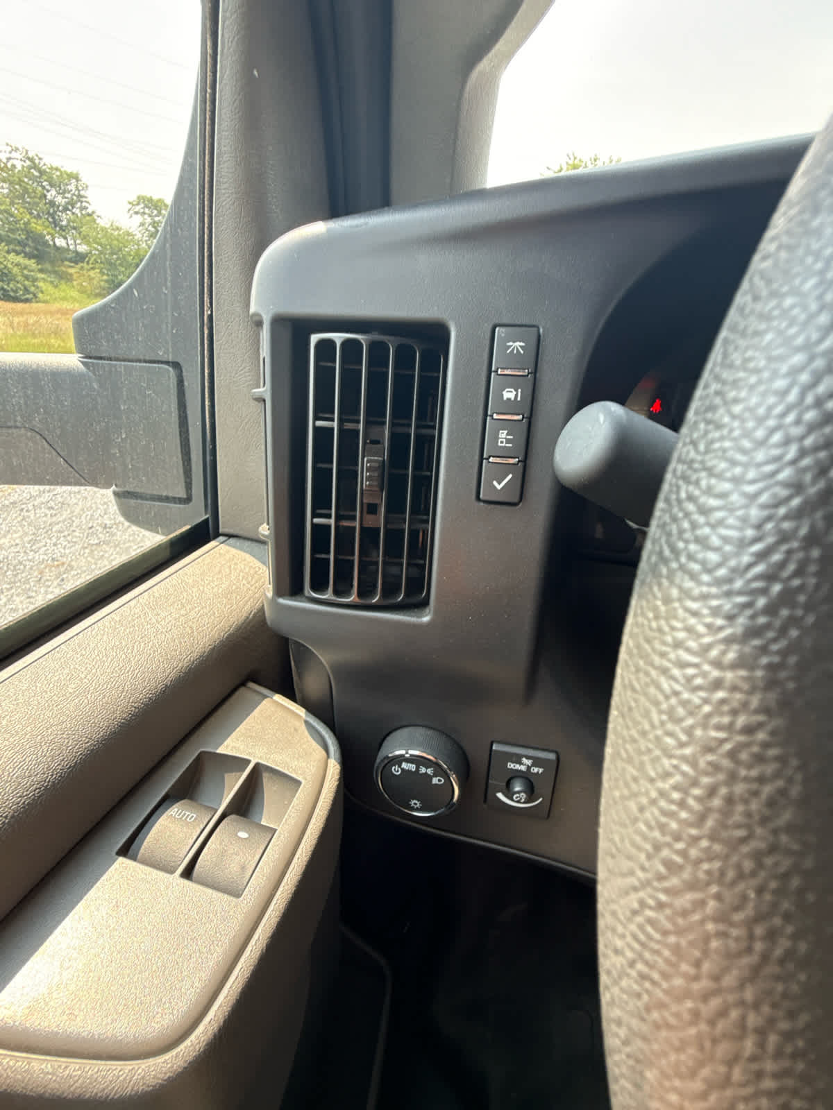 2025 GMC Savana Cutaway Work Van