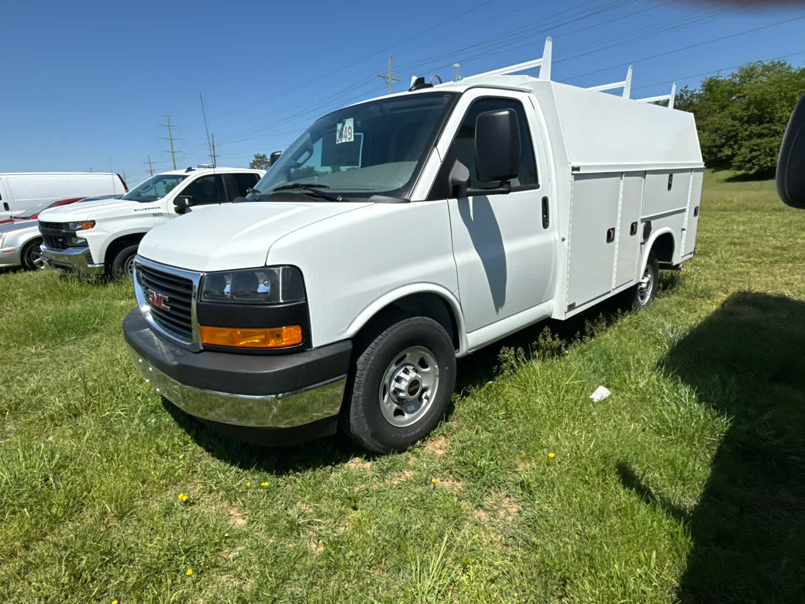 2025 GMC Savana Cutaway Work Van