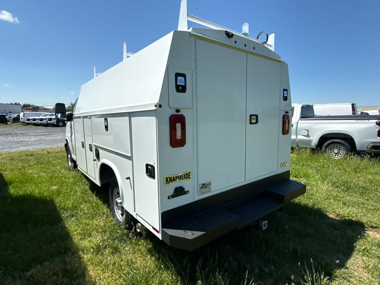 2025 GMC Savana Cutaway Work Van