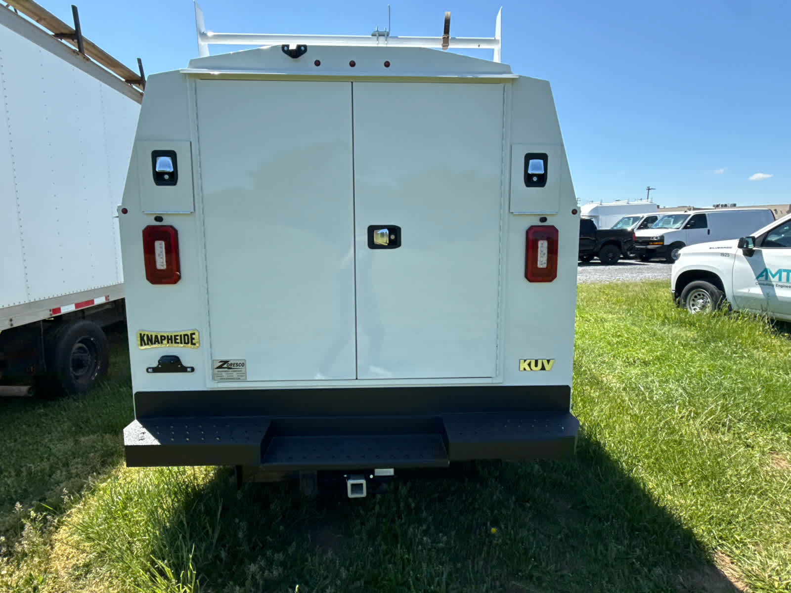 2025 GMC Savana Cutaway Work Van