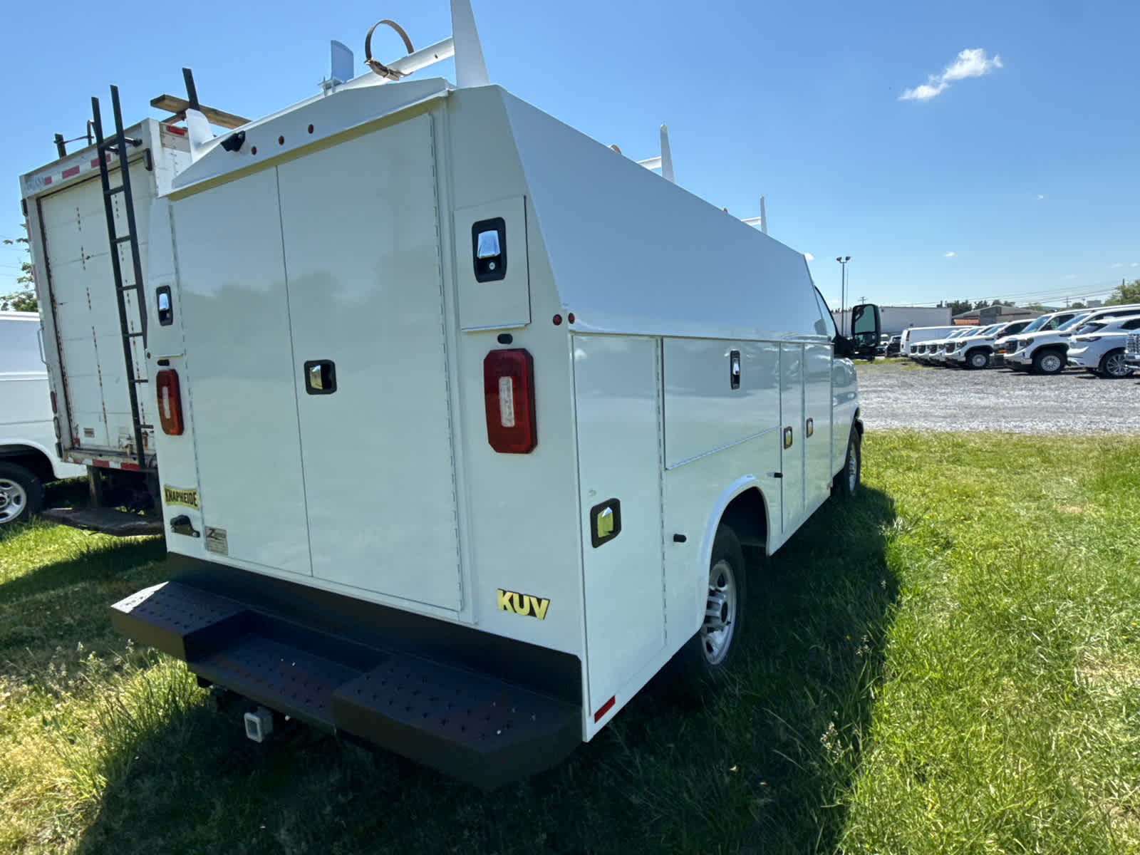 2025 GMC Savana Cutaway Work Van