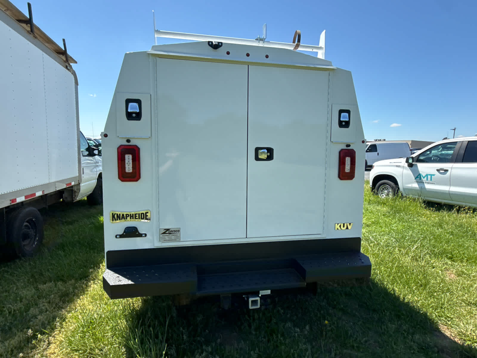 2025 GMC Savana Cutaway Work Van