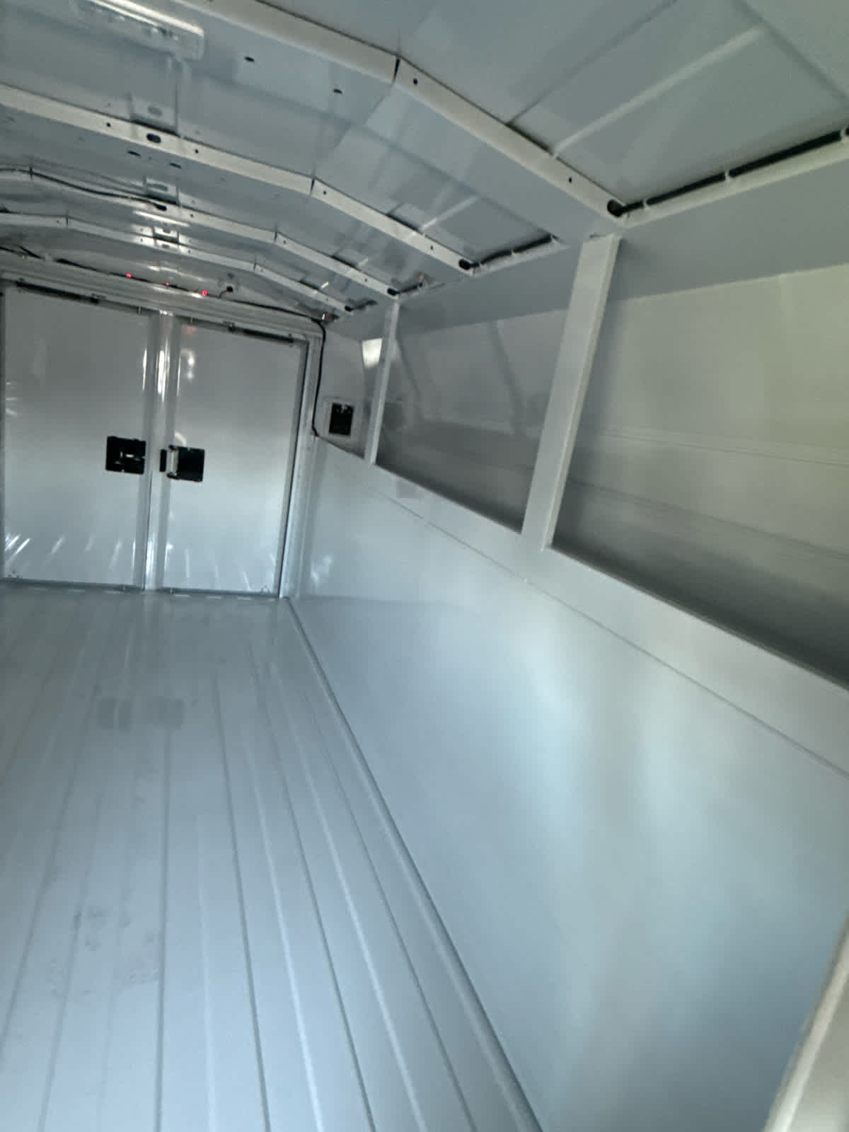 2025 GMC Savana Cutaway Work Van