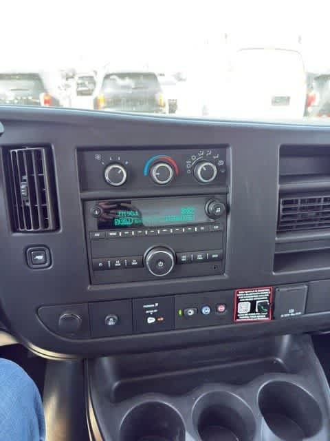 2025 GMC Savana Cutaway Work Van