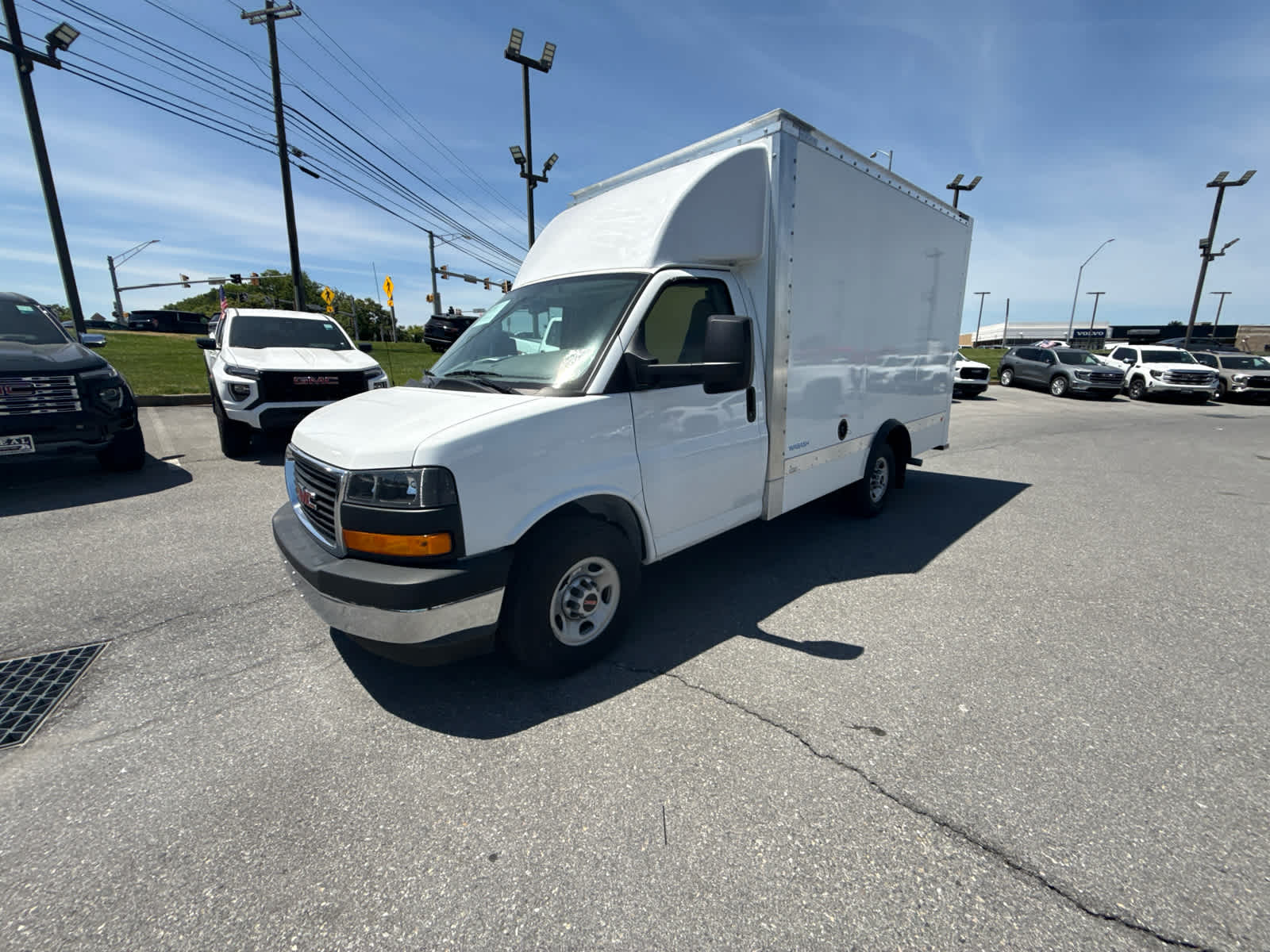 2025 GMC Savana Cutaway Work Van