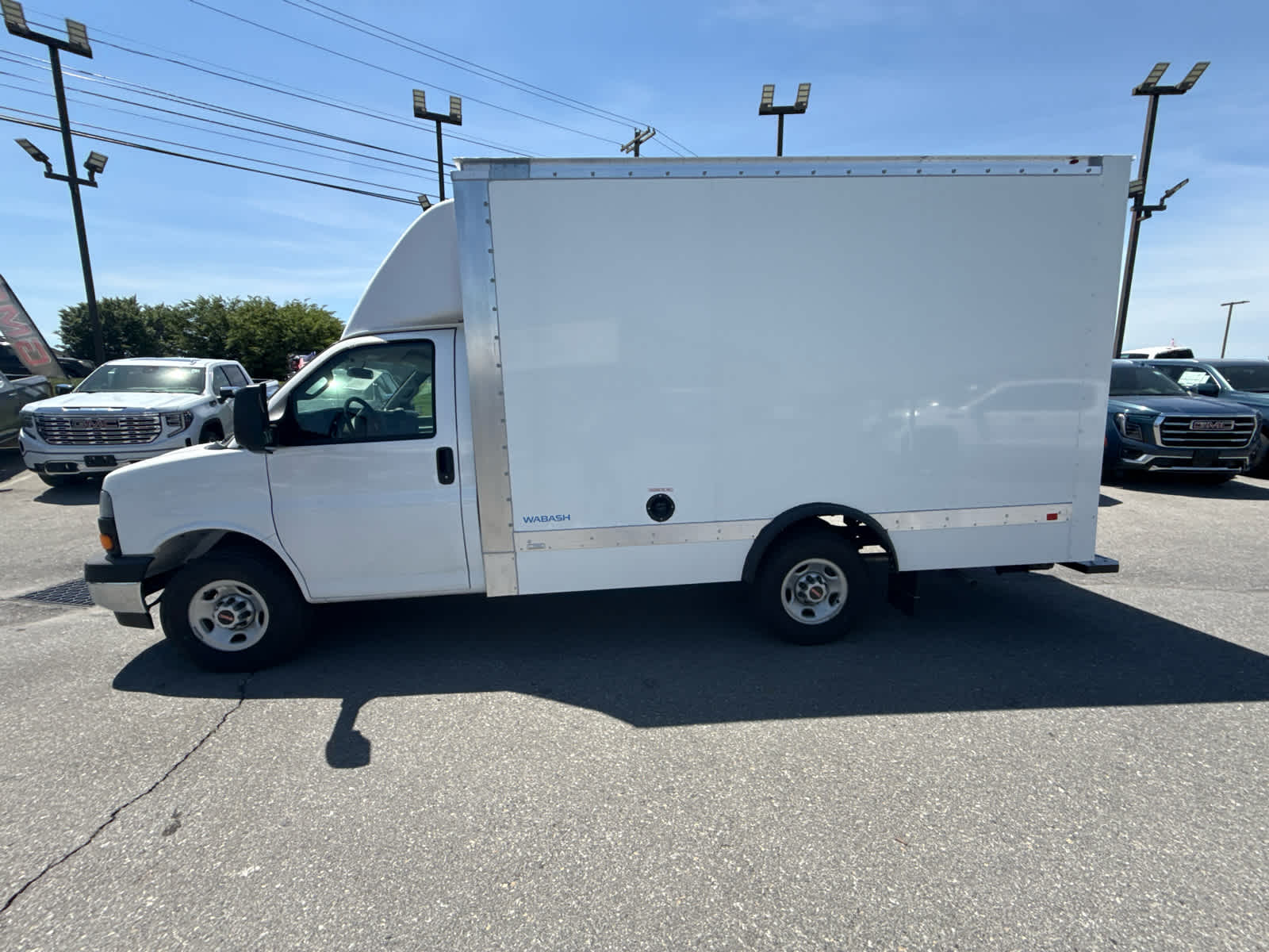 2025 GMC Savana Cutaway Work Van