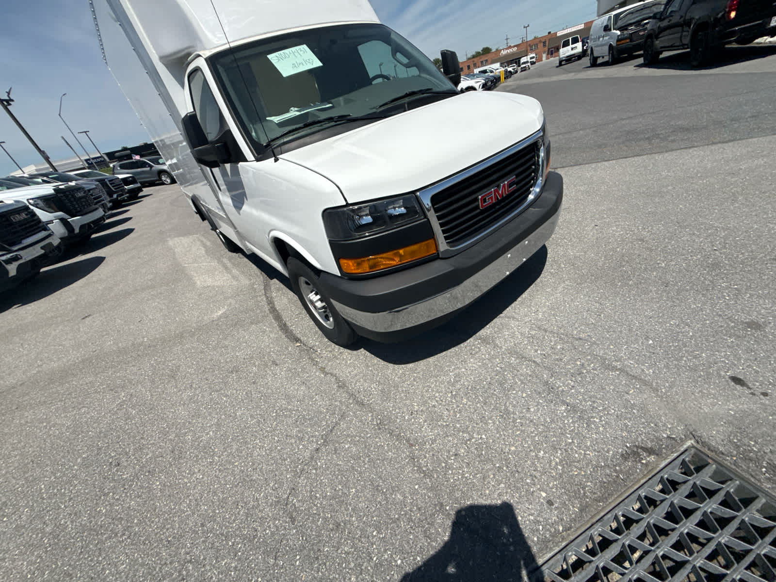 2025 GMC Savana Cutaway Work Van