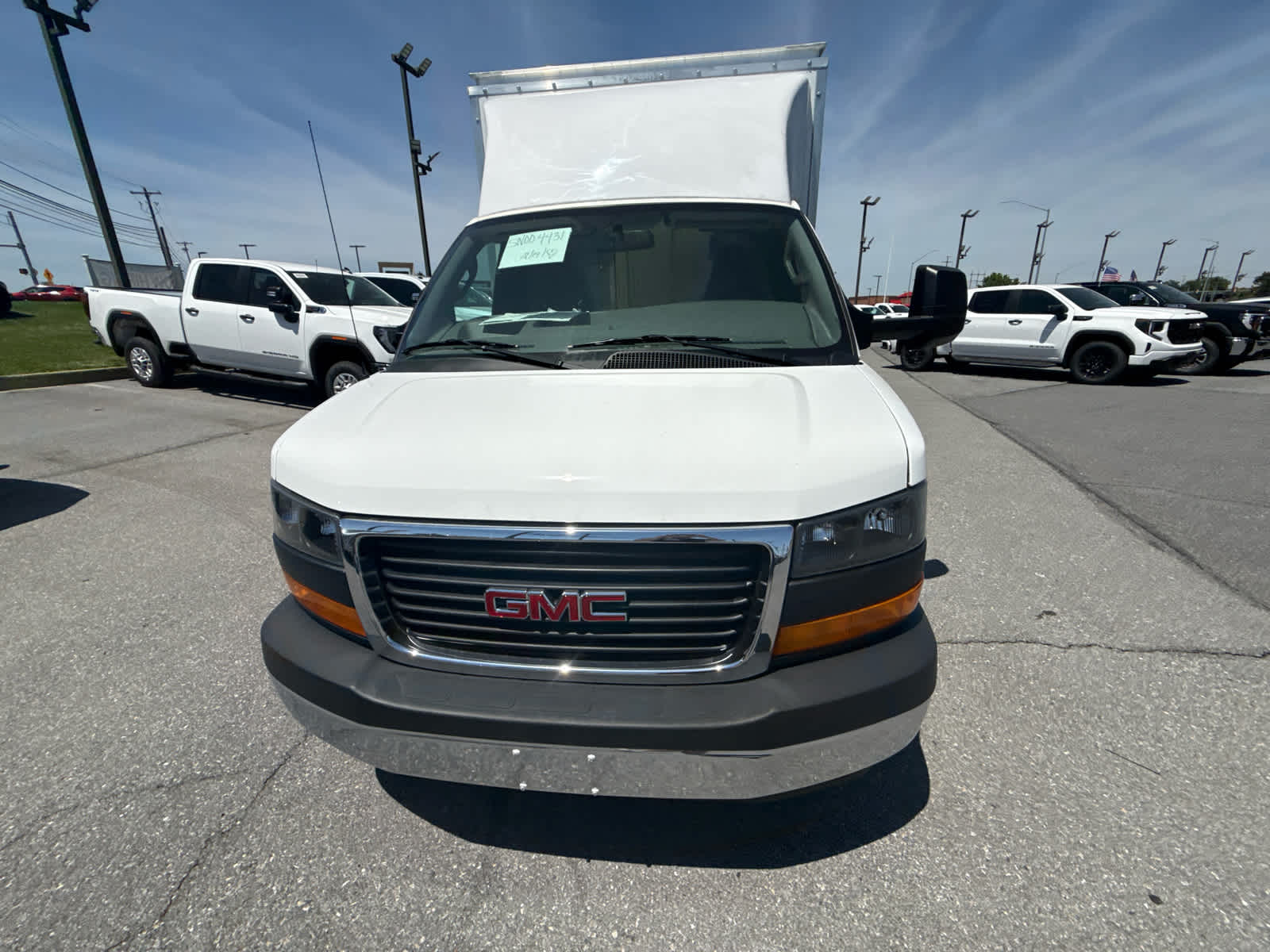 2025 GMC Savana Cutaway Work Van