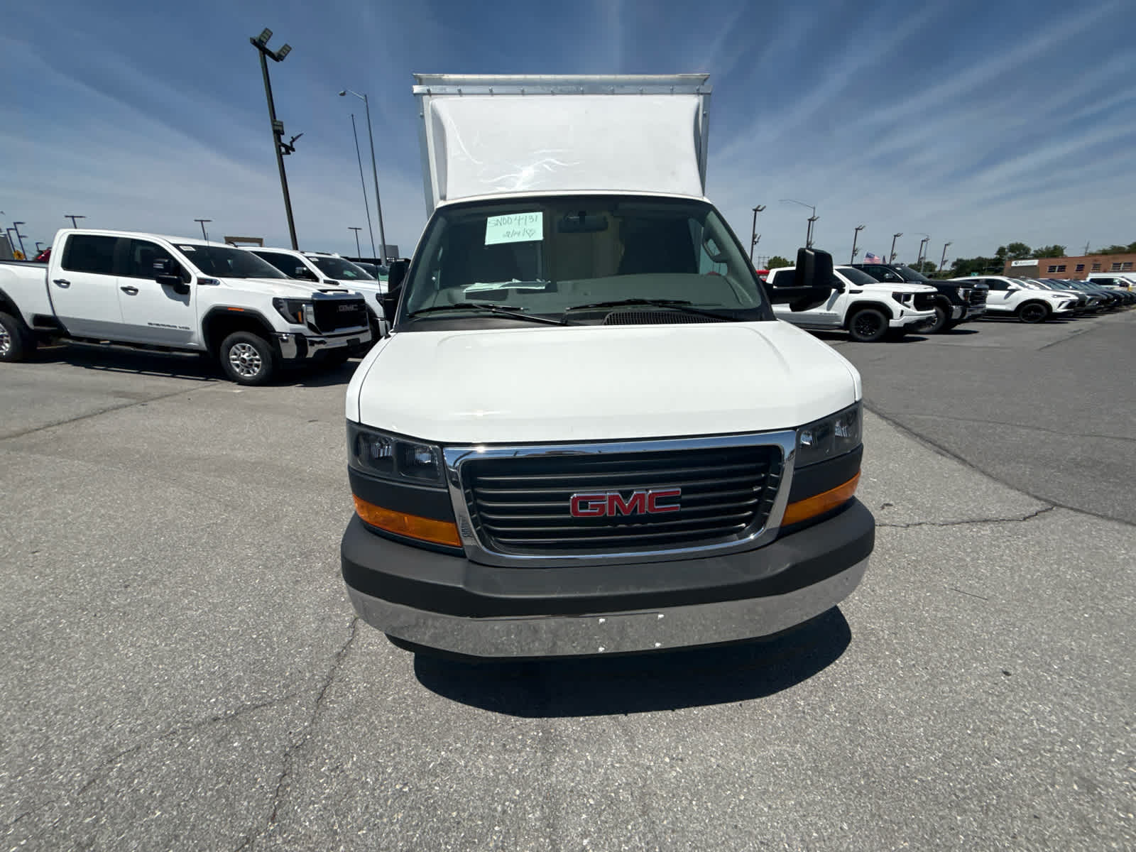 2025 GMC Savana Cutaway Work Van