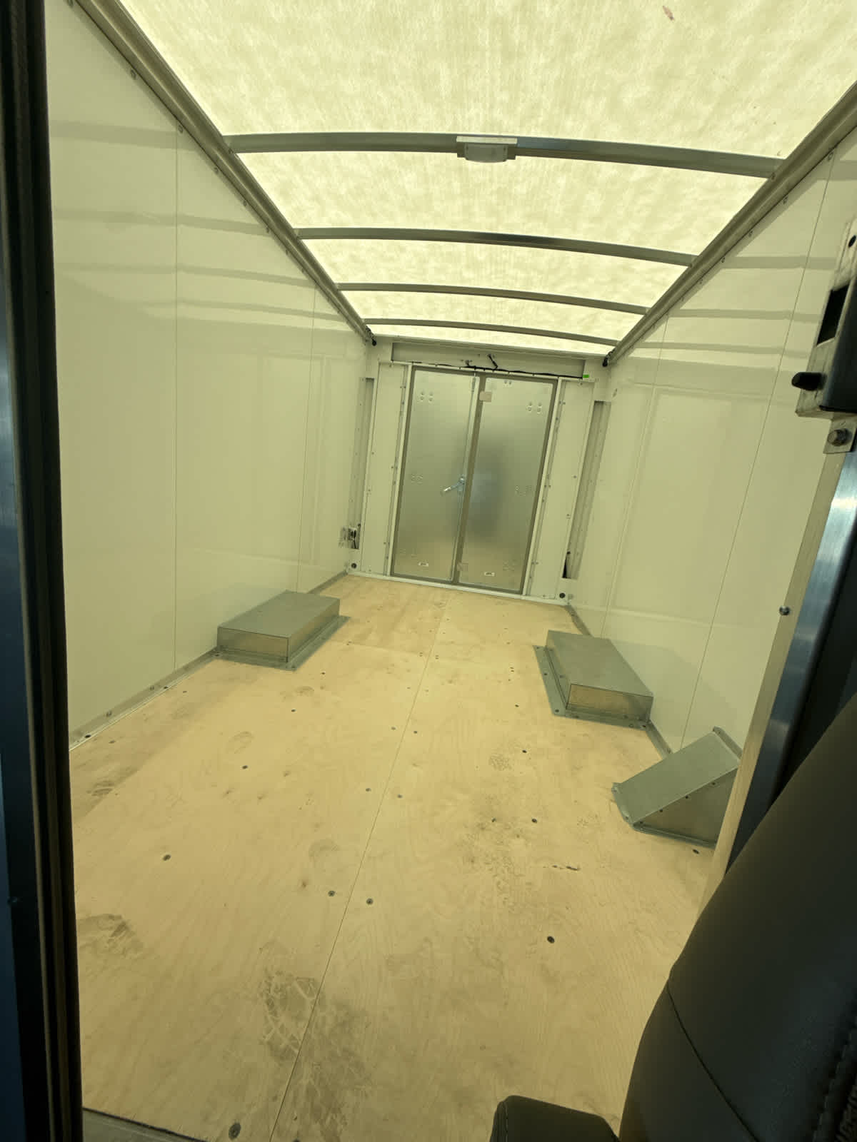 2025 GMC Savana Cutaway Work Van