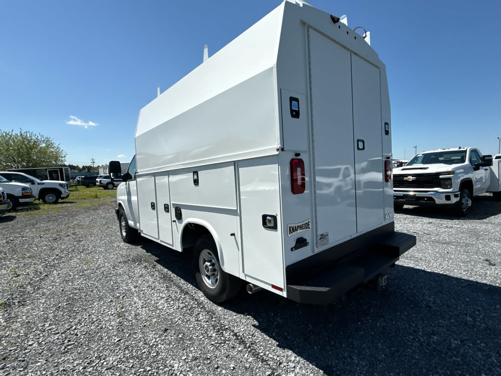 2025 GMC Savana Cutaway Work Van