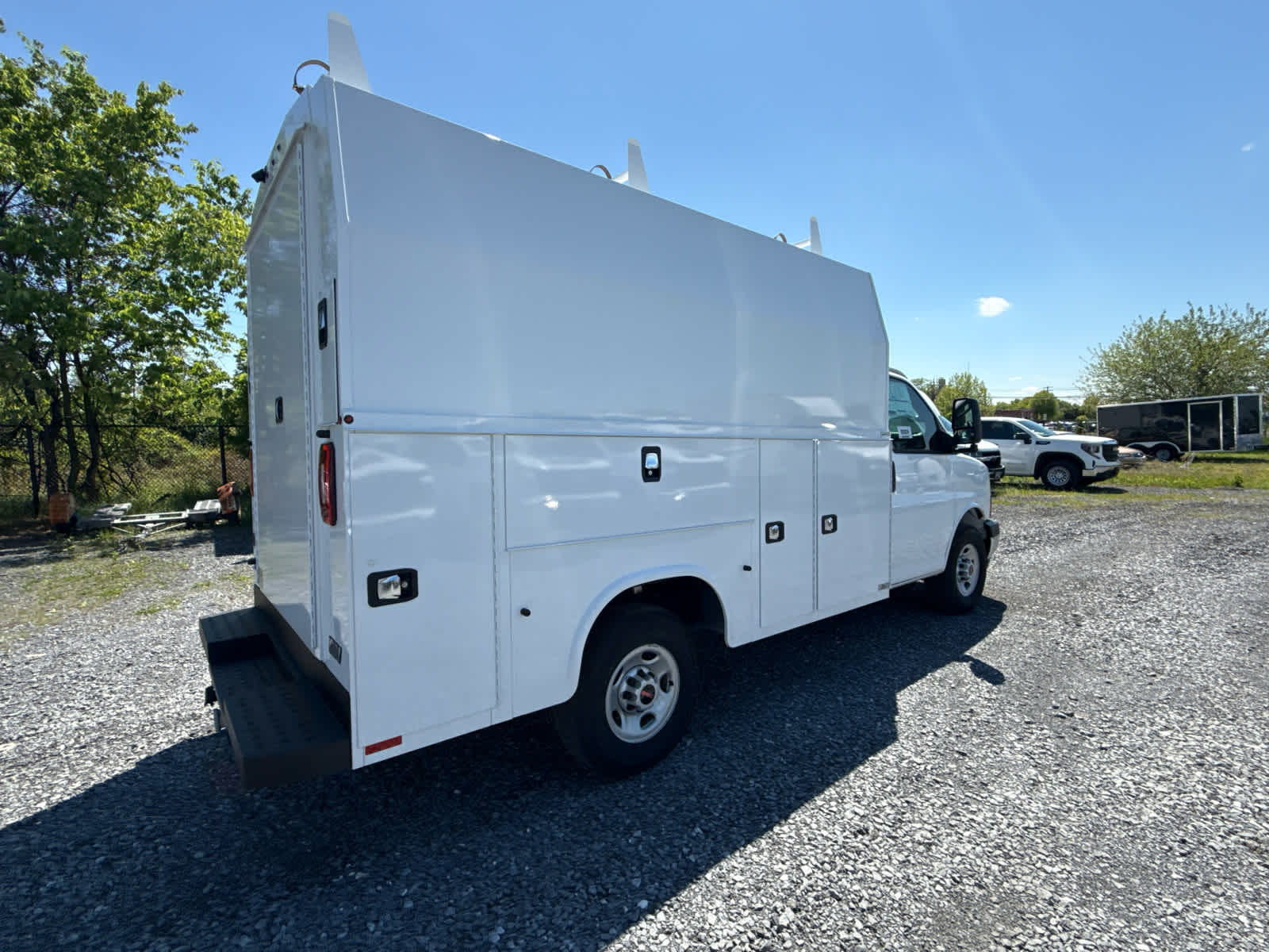 2025 GMC Savana Cutaway Work Van