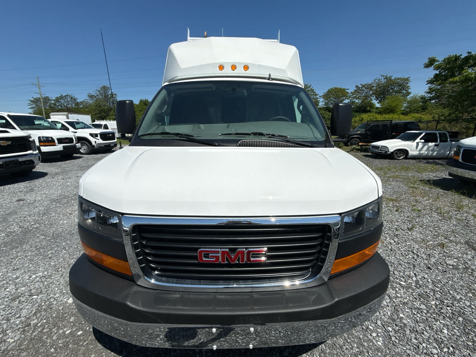 2025 GMC Savana Cutaway Work Van