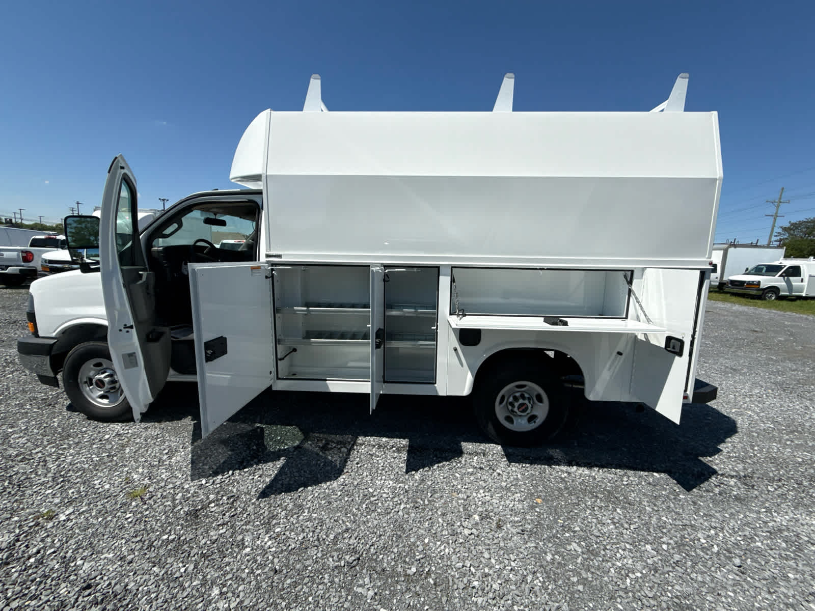 2025 GMC Savana Cutaway Work Van