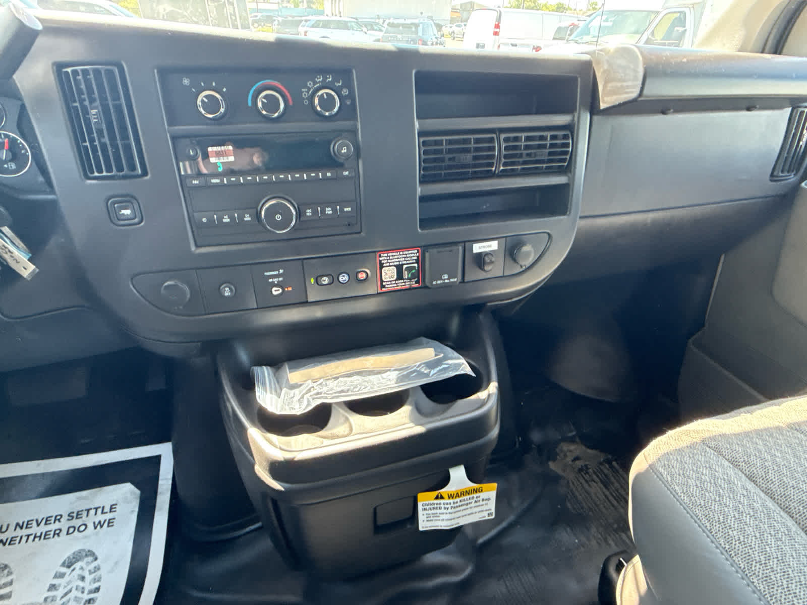 2025 GMC Savana Cutaway Work Van