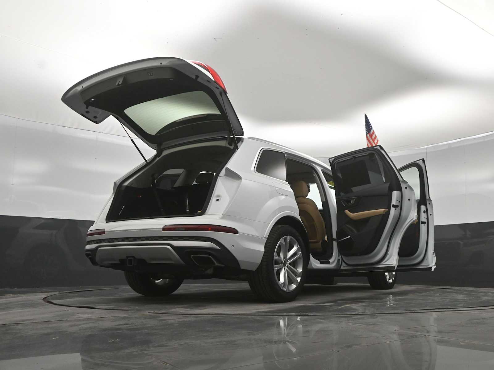 2025 Audi Q7 Prestige 55 TFSI quattro Tiptronic