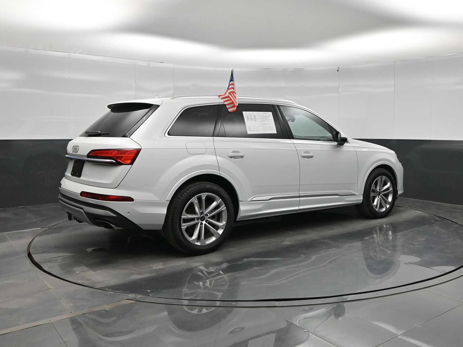 2025 Audi Q7 Prestige 55 TFSI quattro Tiptronic