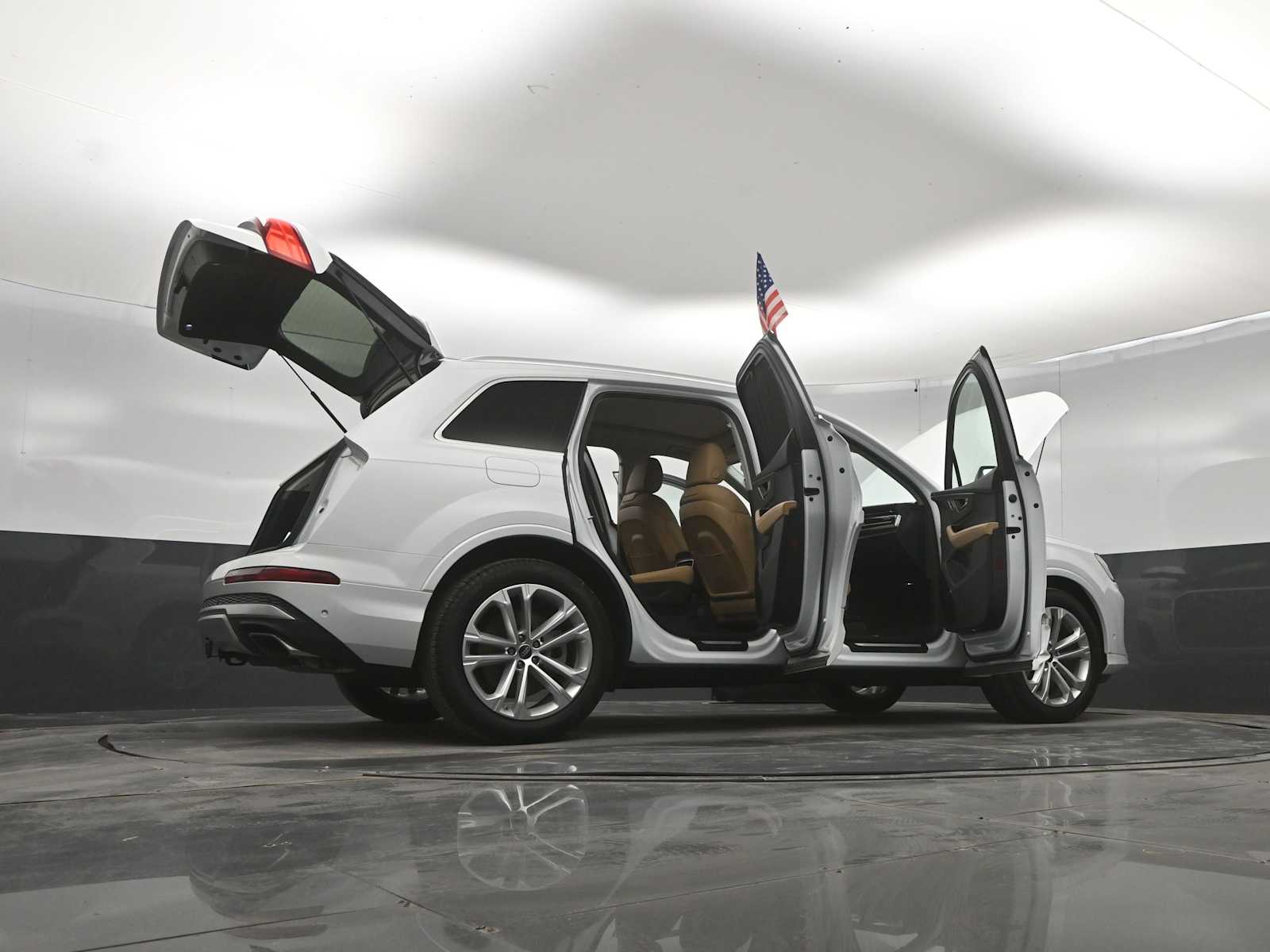 2025 Audi Q7 Prestige 55 TFSI quattro Tiptronic