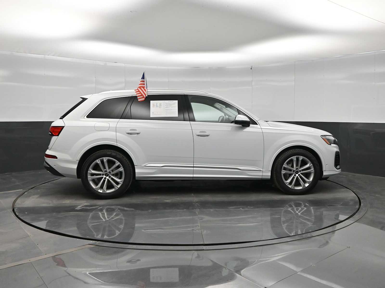 2025 Audi Q7 Prestige 55 TFSI quattro Tiptronic