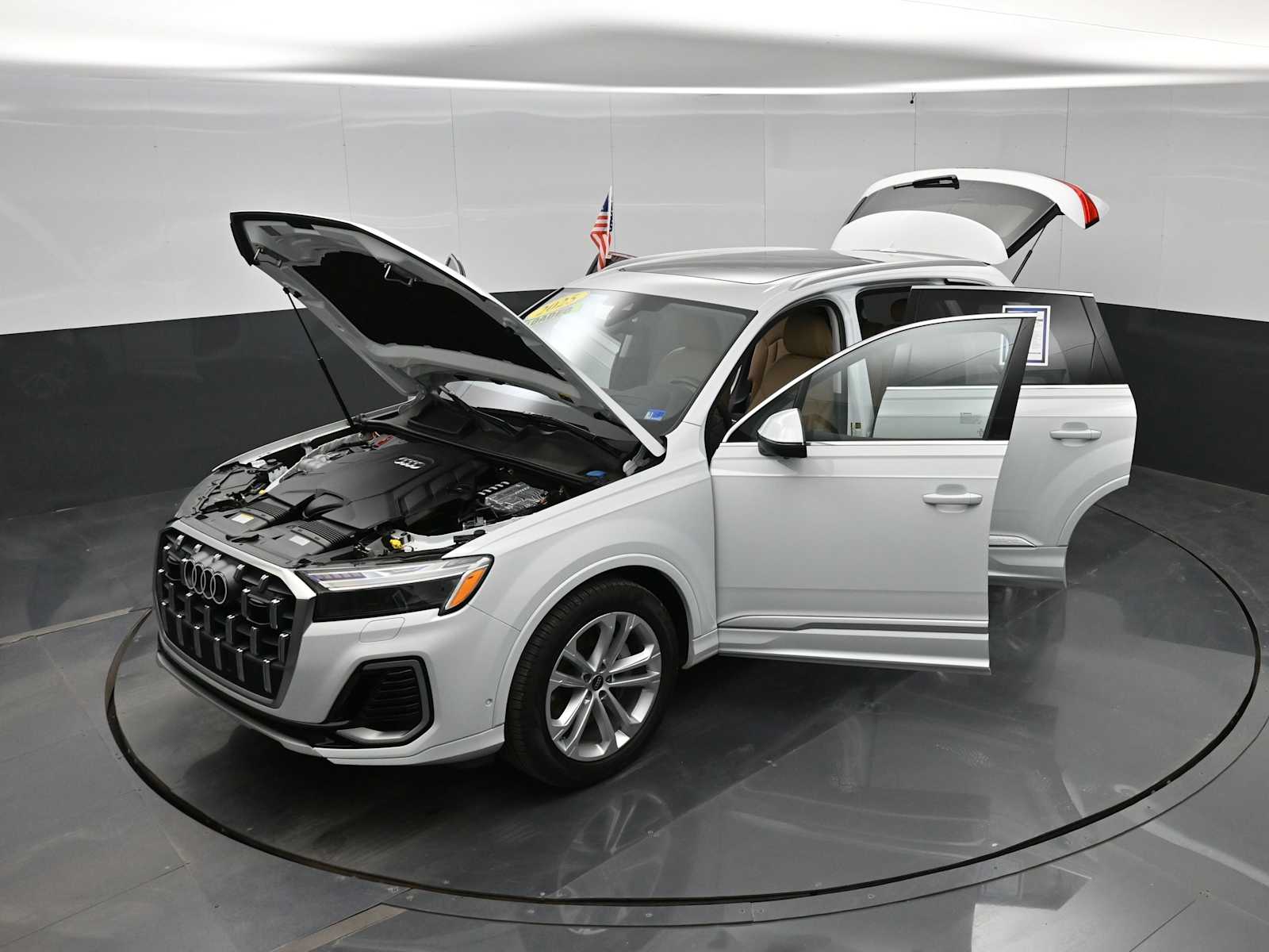 2025 Audi Q7 Prestige 55 TFSI quattro Tiptronic