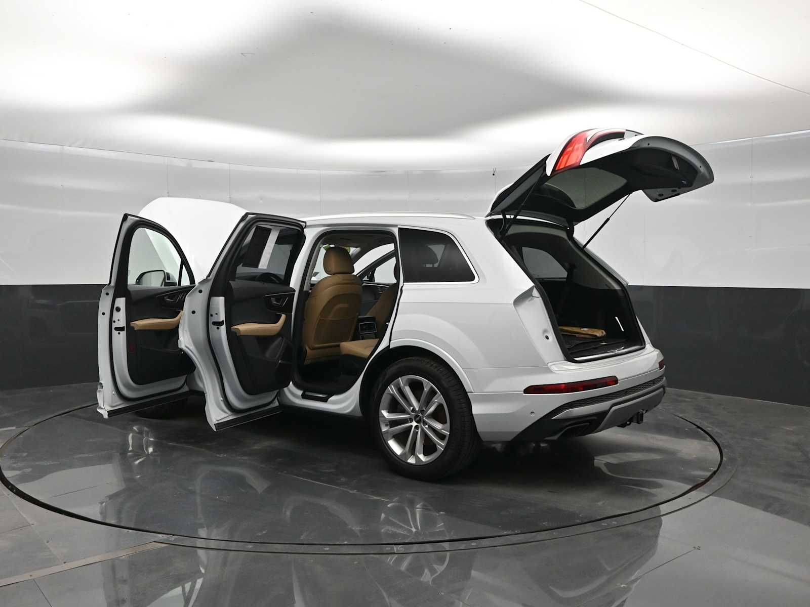 2025 Audi Q7 Prestige 55 TFSI quattro Tiptronic