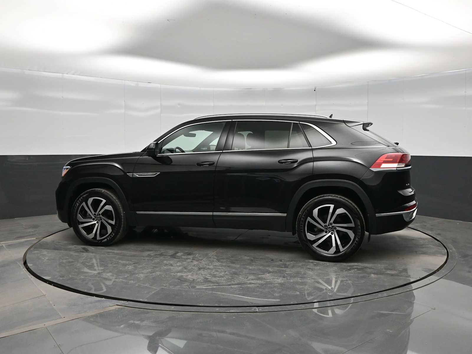 2021 Volkswagen Atlas Cross Sport 3.6L V6 SEL Premium