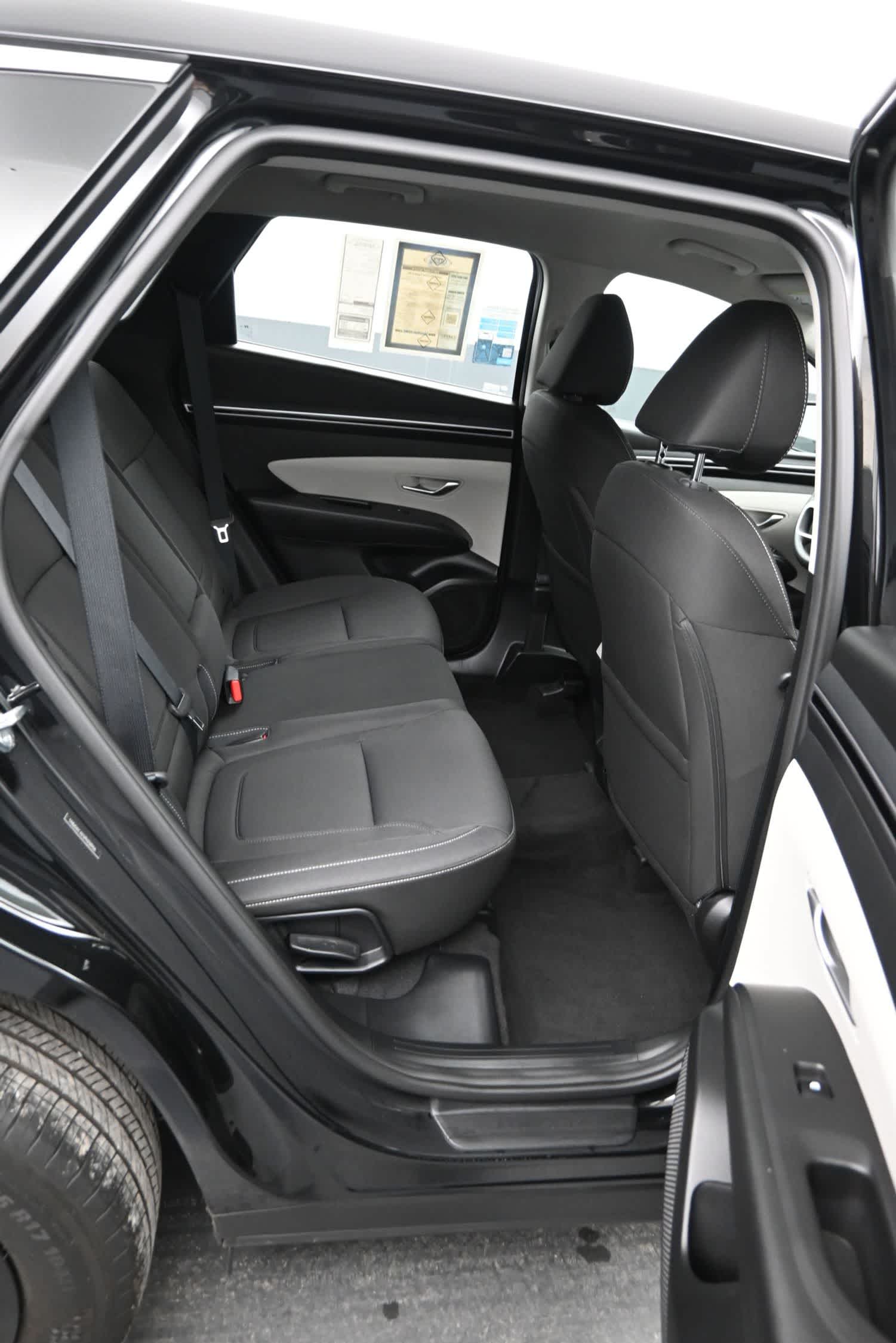 2023 Hyundai Tucson SE