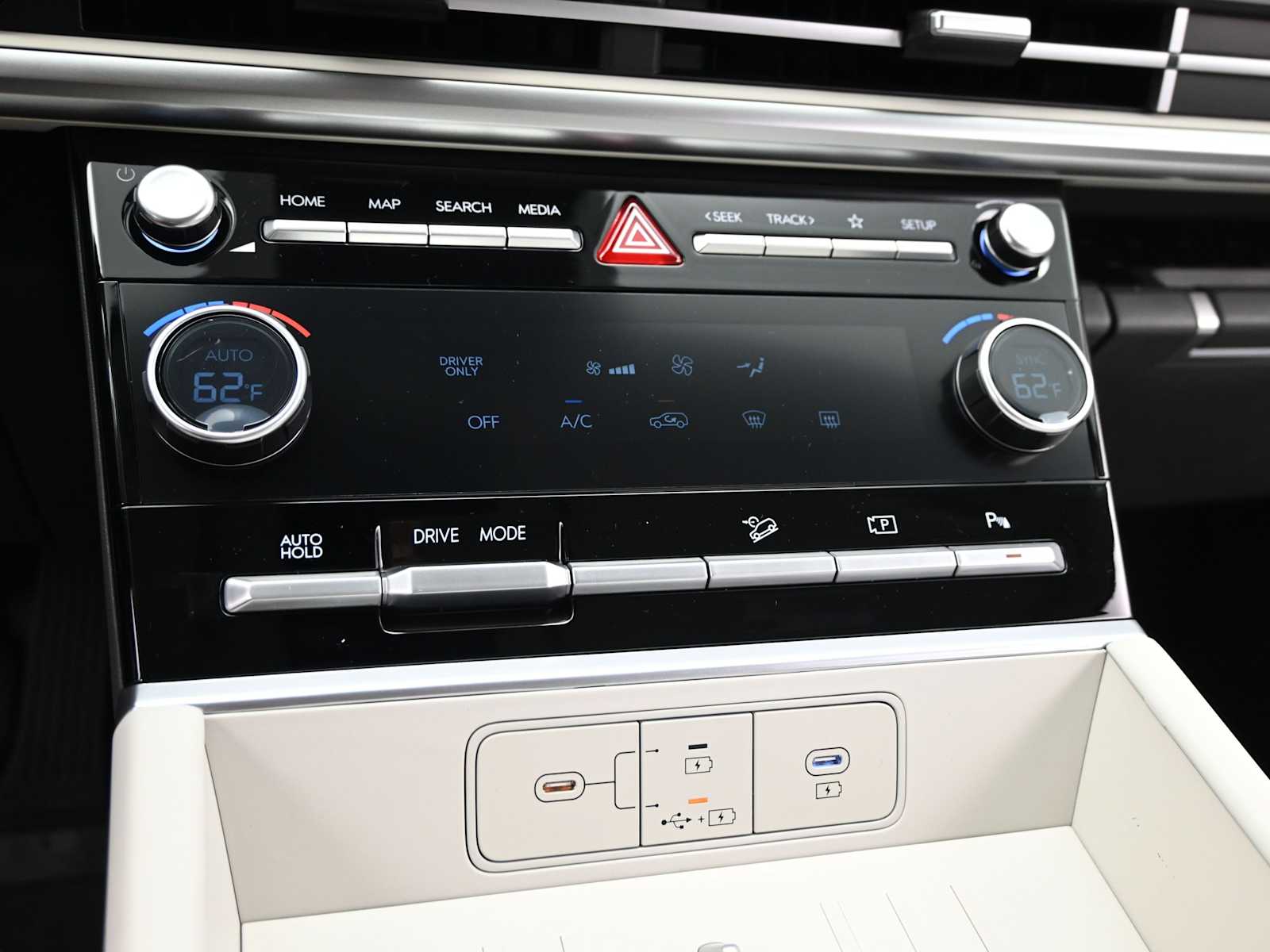 2026 Hyundai Santa Fe SE - Photo 18