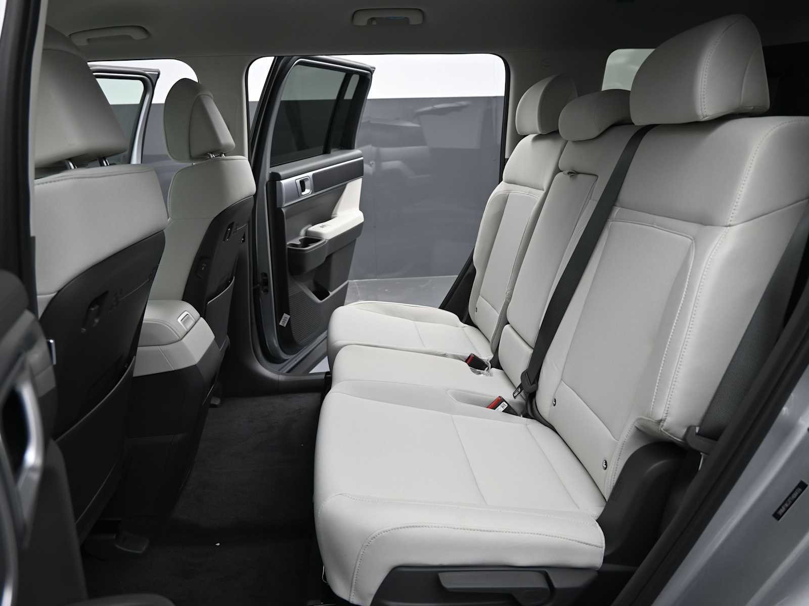 2026 Hyundai Santa Fe SE - Photo 14